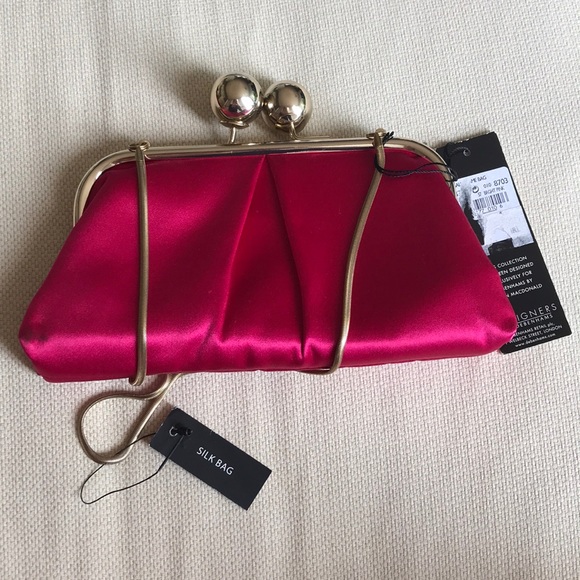 Clutch - Picture 2 of 3